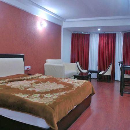 Welcome Park Hotell Nainital Exteriör bild